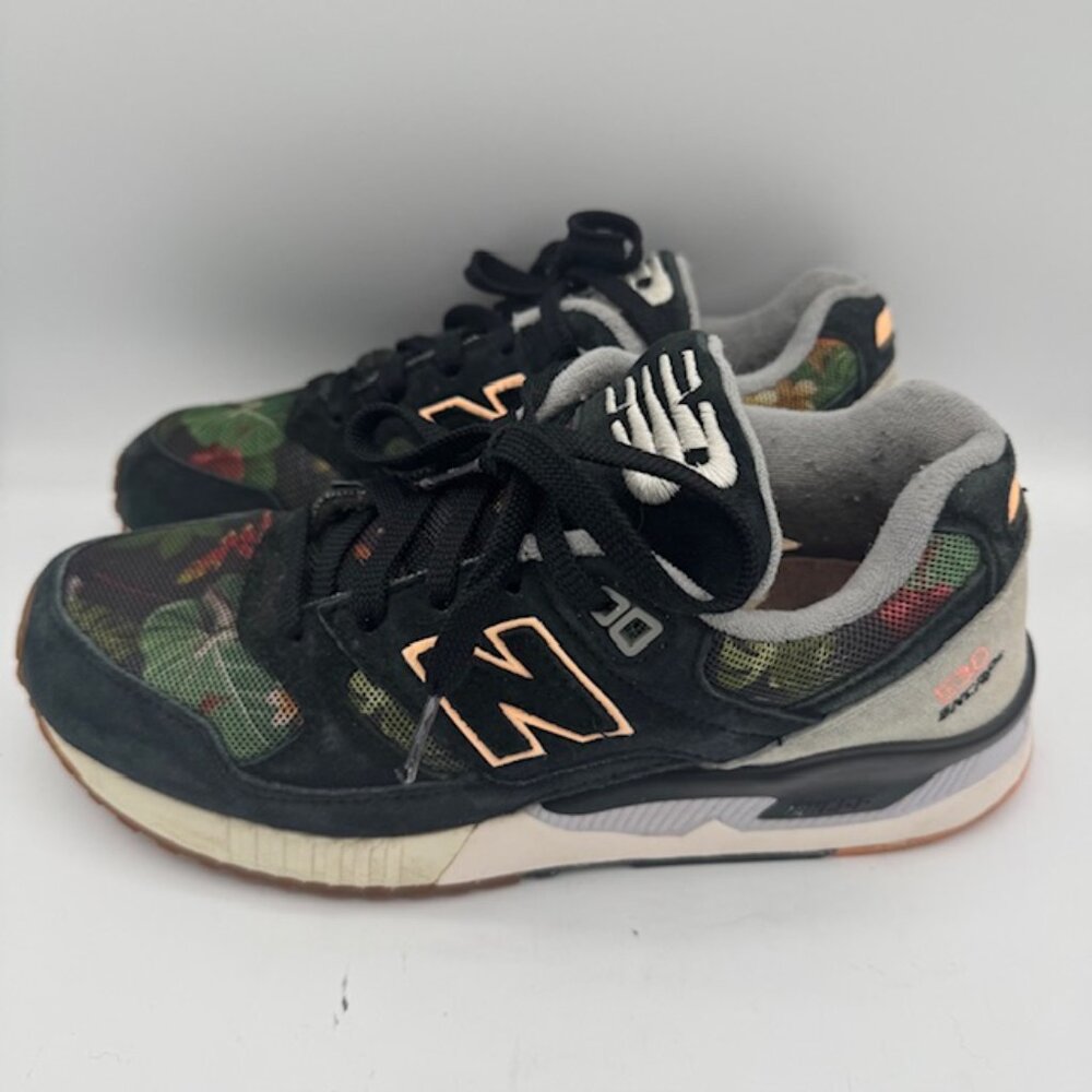 New Balance Women's Black Floral 530 Encap Sneakers Size 7